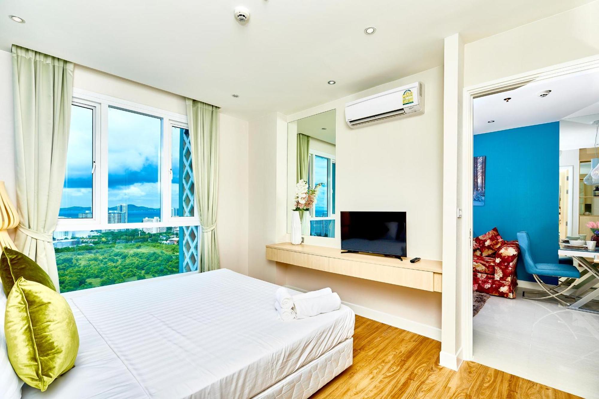 Grande Carribean - Seaview - Jomtien -Free Taxi From The Airport Apartment Pattaya Exterior foto